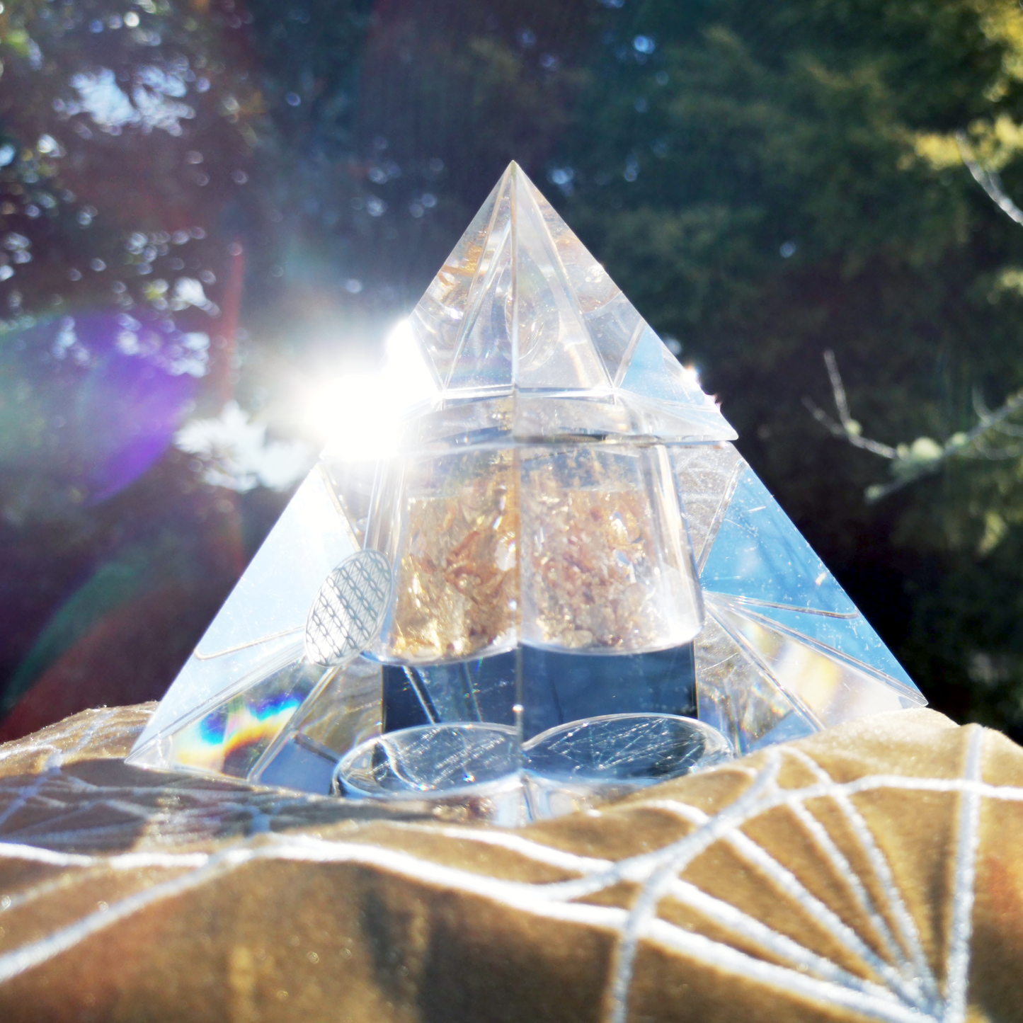 i-Xing Energy Pyramid - For Energy, Mediation and Good Health