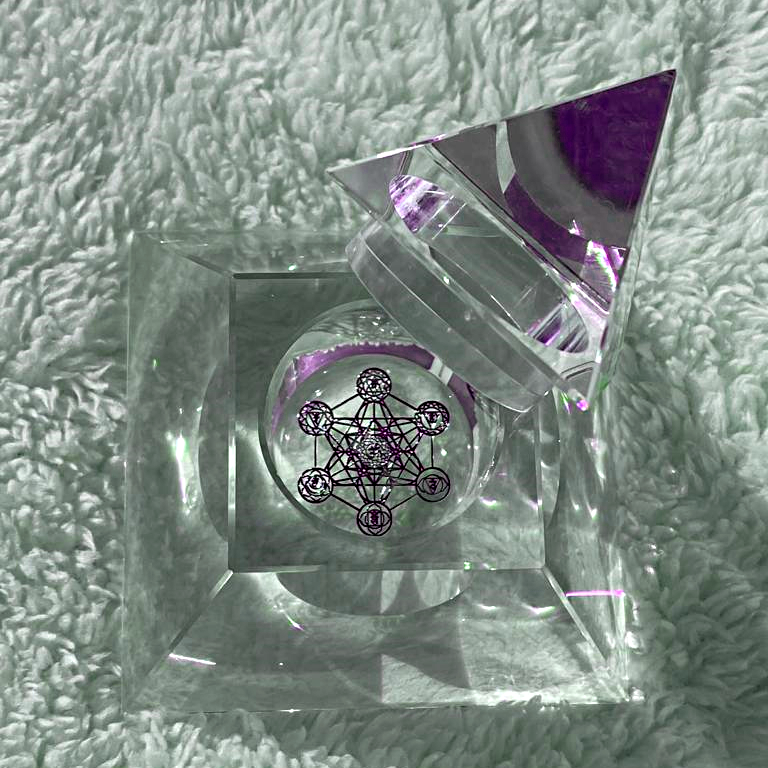i-Xing Energy Pyramid - For Energy, Mediation and Good Health