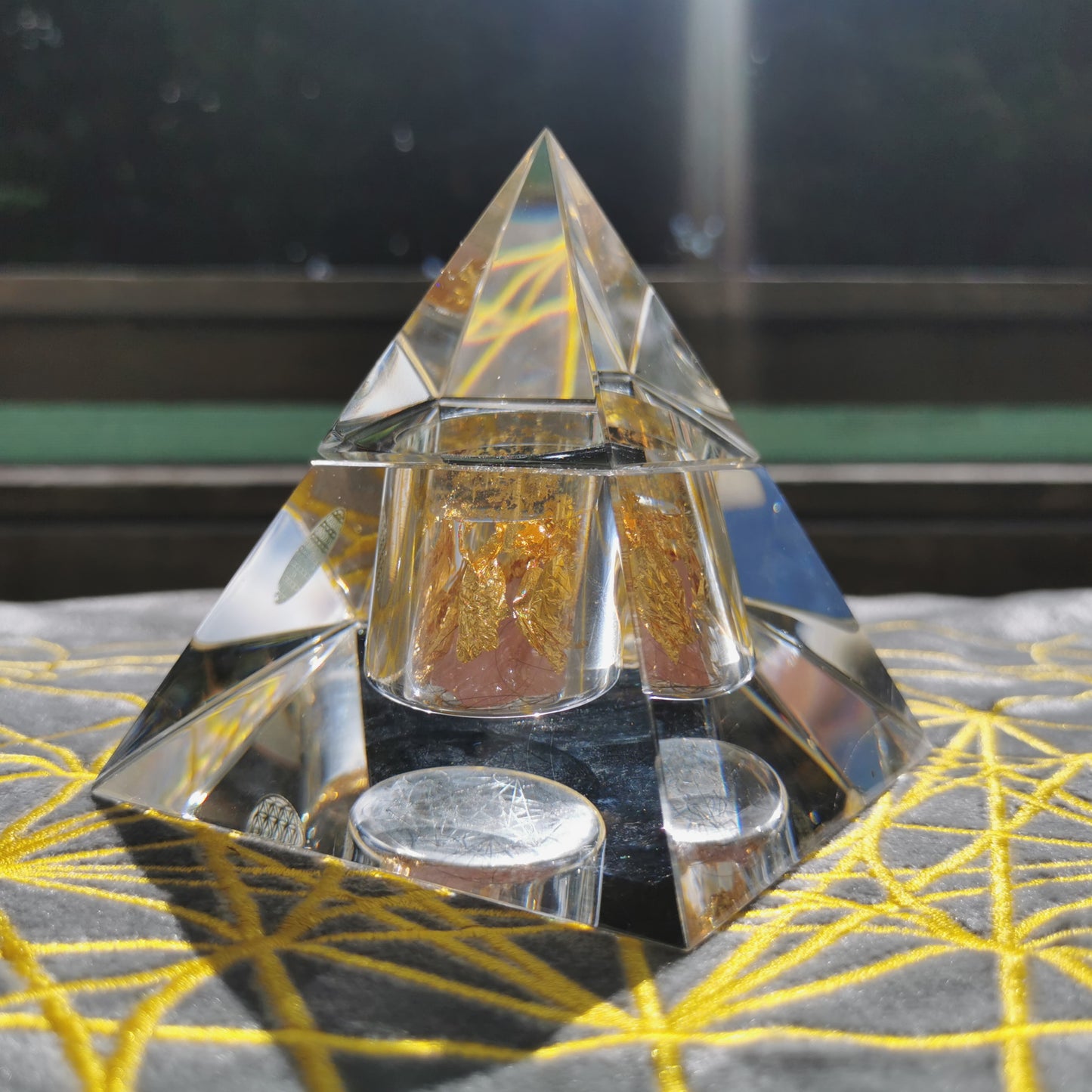 i-Geo Silver Metatron Mat for Crystals and i-Xing Pyramid